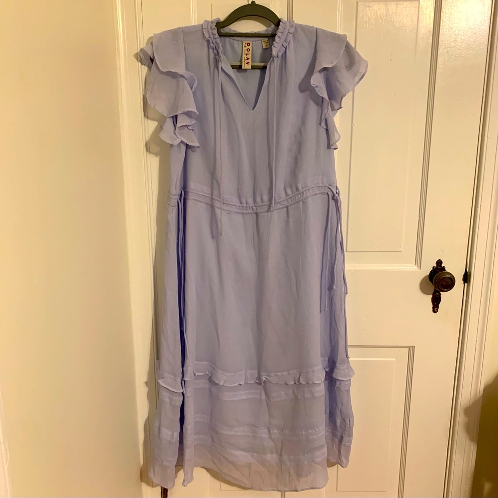 Cinch waist knee-length flowy blue dress